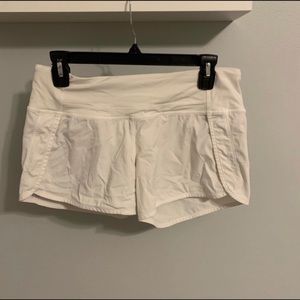 lululemon white shorts size 6